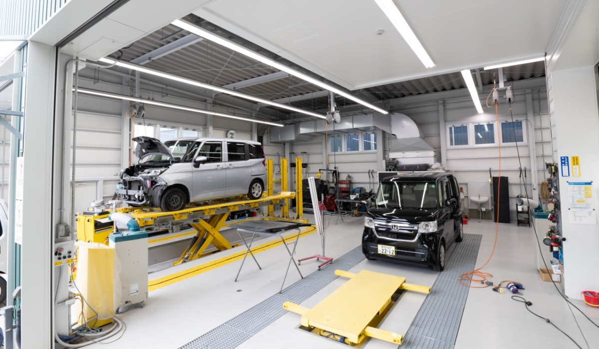 鈑金・塗装の設備